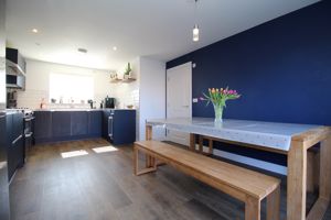 Kitchen/Diner- click for photo gallery